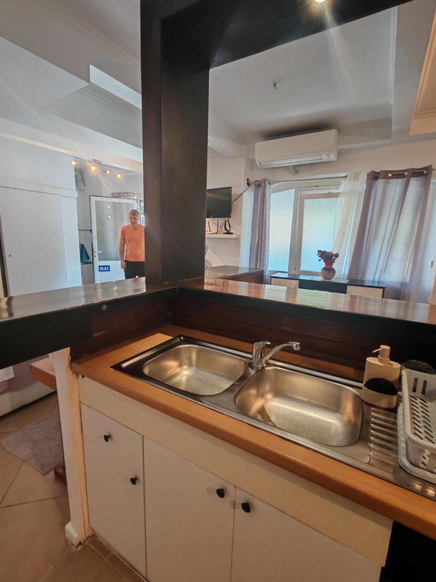 Studio Apartment Vukic Dubrovnik Bagian luar foto
